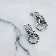 Load image into Gallery viewer, Antonia Drop Earring Silver
