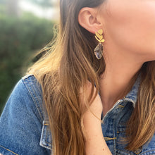 Load image into Gallery viewer, Cassia Drop Earrings
