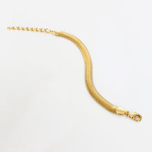 Load image into Gallery viewer, Francesca Bracelet Gold
