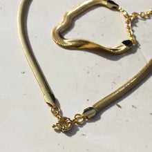 Load image into Gallery viewer, Francesca Necklace Gold
