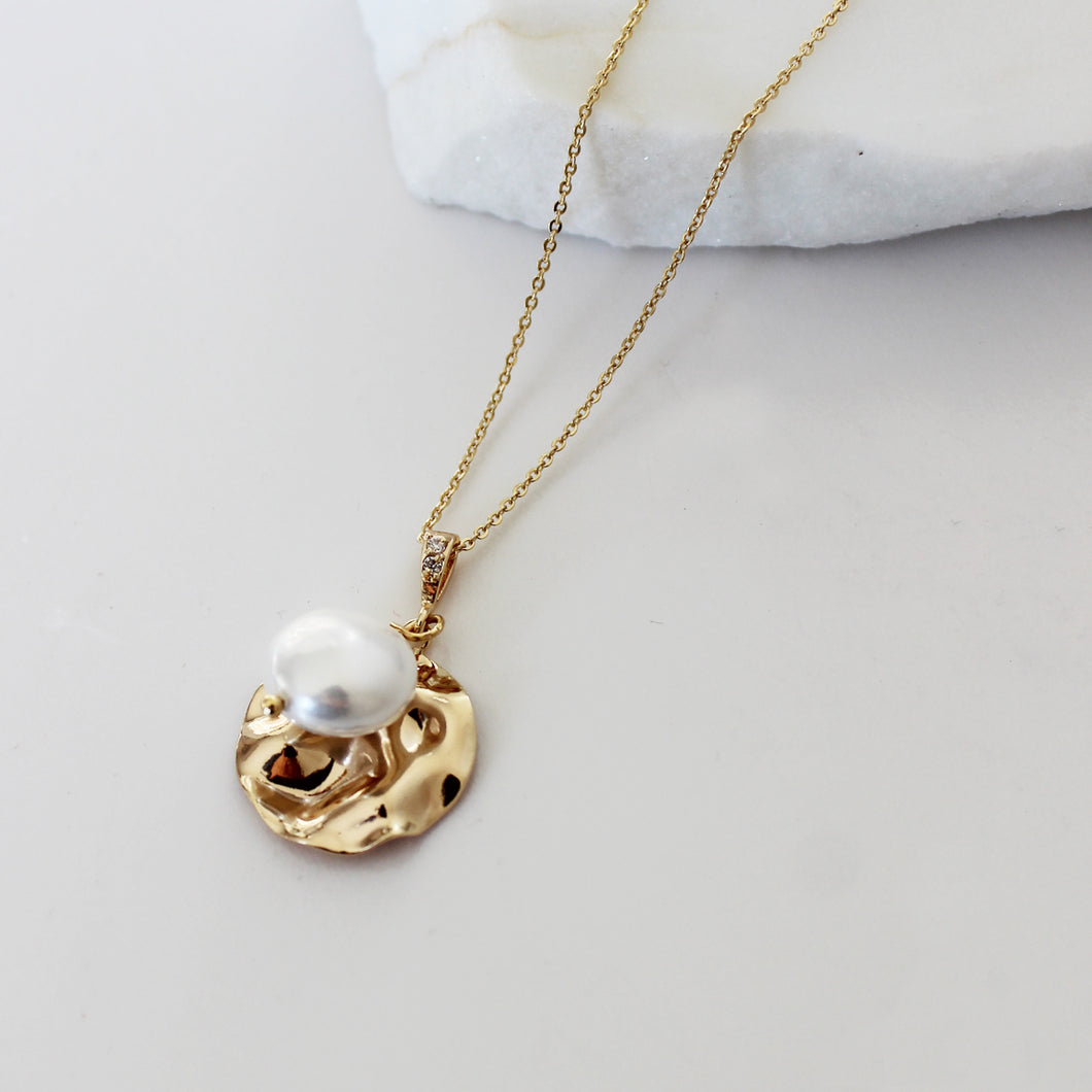Milana Pearl Necklace Gold