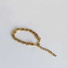 Load image into Gallery viewer, Raina Bracelet Gold
