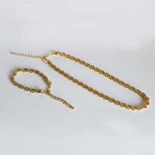 Load image into Gallery viewer, Raina Bracelet Gold
