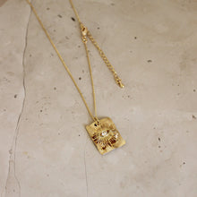 Load image into Gallery viewer, Rhea Necklace Gold
