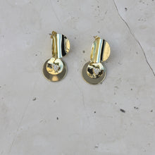 Load image into Gallery viewer, Venus Drop Earring Gold
