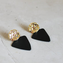 Load image into Gallery viewer, Valeria Drop Earring Gold
