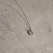 Load image into Gallery viewer, Venus Necklace Silver
