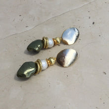 Load image into Gallery viewer, Danika pearl drop earrings
