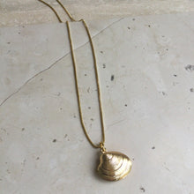 Load image into Gallery viewer, Clementine Necklace
