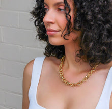 Load image into Gallery viewer, Marcella Necklace
