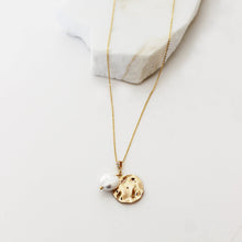 Load image into Gallery viewer, Milana Pearl Necklace Gold
