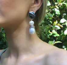 Load image into Gallery viewer, Rosalie Pearl Drop Earrings
