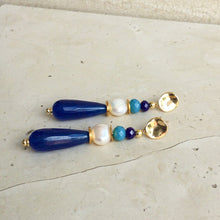 Load image into Gallery viewer, Alexis Drop Earrings
