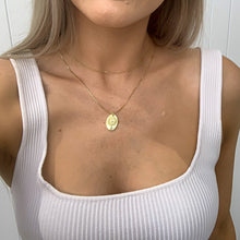 Load image into Gallery viewer, Fleur Necklace Gold
