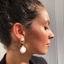 Load image into Gallery viewer, Milena White Pearl Drop Earring
