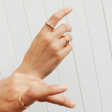 Load image into Gallery viewer, Clea Ring  recommend paired with Aleta ring
