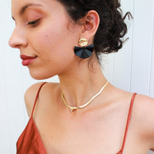 Load image into Gallery viewer, Valentina Drop Earring Gold
